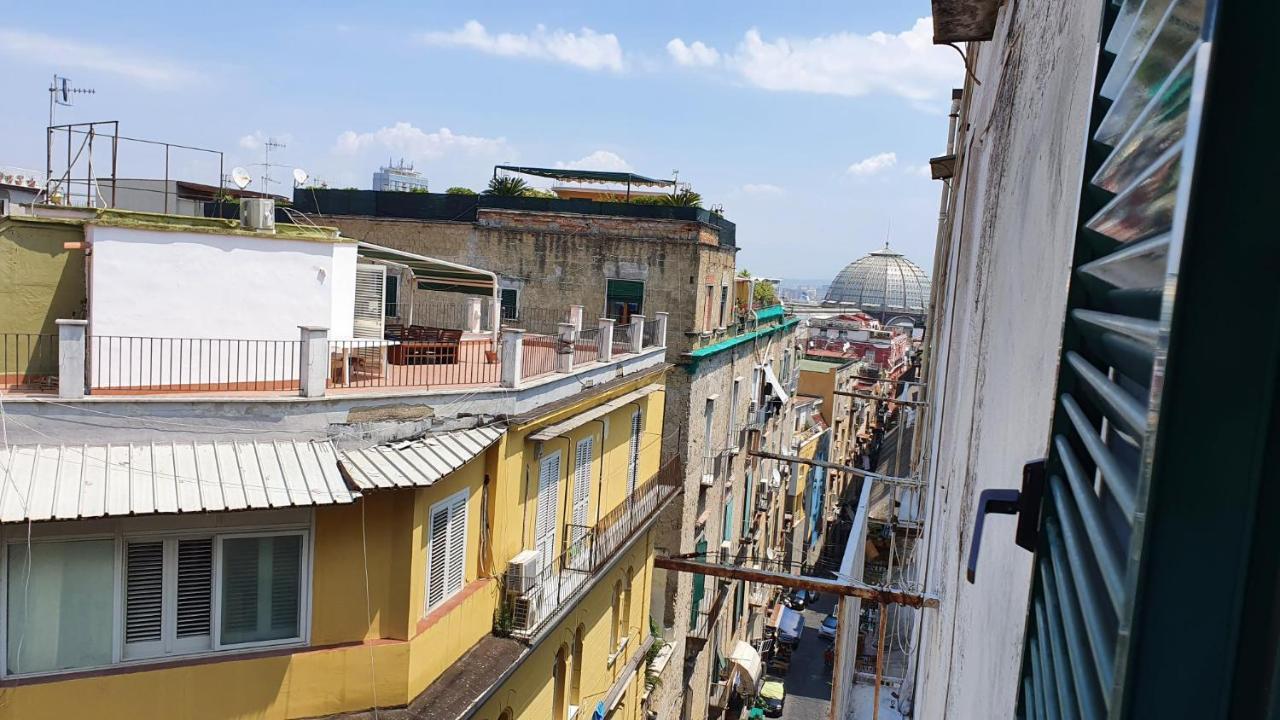 Casa Rosi Nel Cuore Di Napoli Apartamento Exterior foto