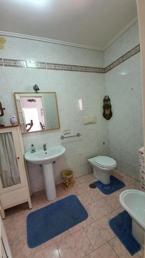 Casa Rosi Nel Cuore Di Napoli Apartamento Exterior foto