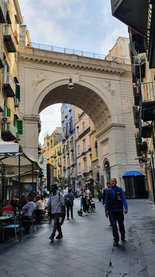 Casa Rosi Nel Cuore Di Napoli Apartamento Exterior foto