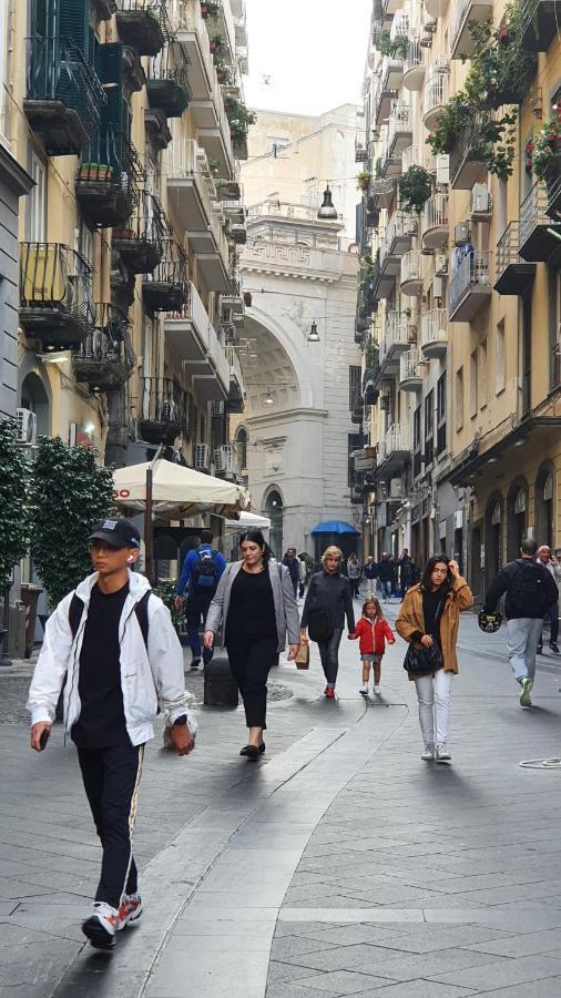 Casa Rosi Nel Cuore Di Napoli Apartamento Exterior foto